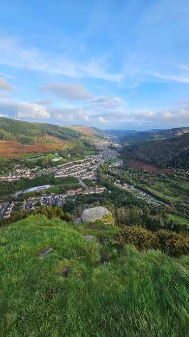 Welsh Miners Cottage Four Bedroom House Treherbert Exteriér fotografie